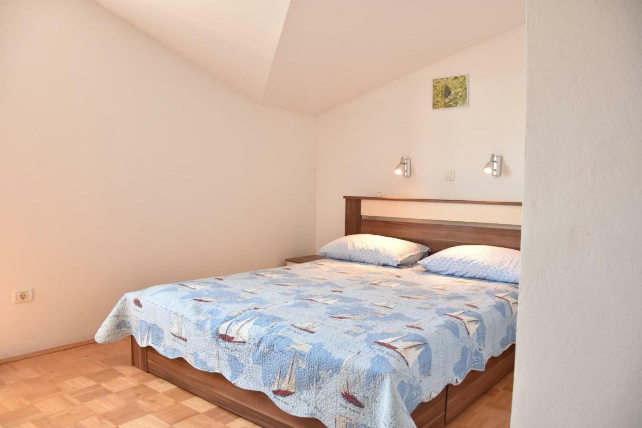 Apartman Branka- Sea View Peroj Exterior photo